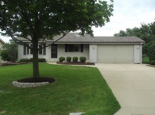 1N605 Gloria Ave, West Chicago, IL 60185