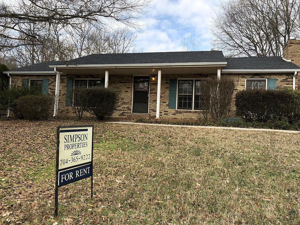1st image of 11016 Blue Heron Dr
