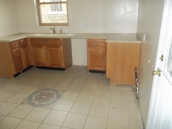 5th image of 8216 S Blackstone Ave