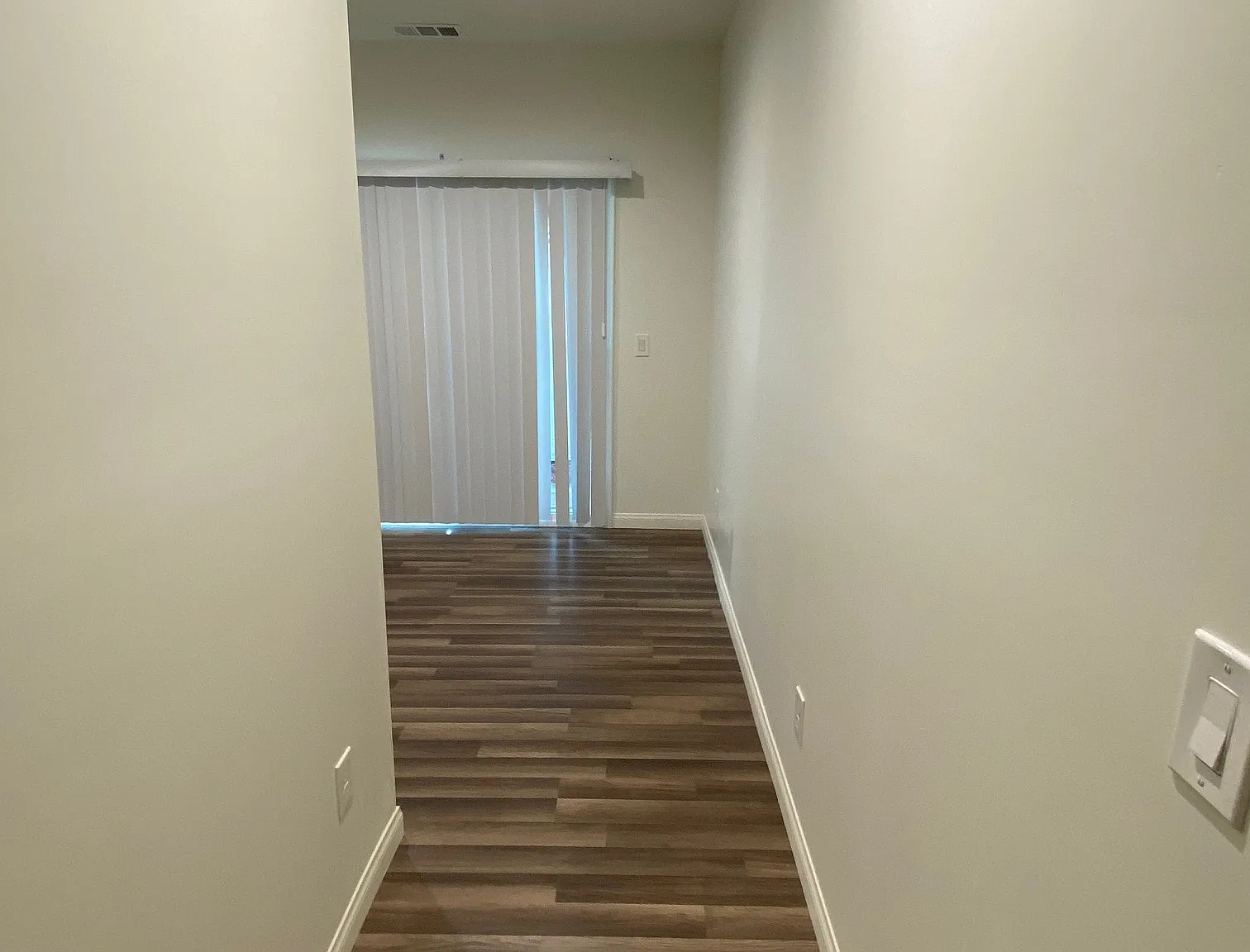2 bed, 720 sqft, $2,695 — Photo 3