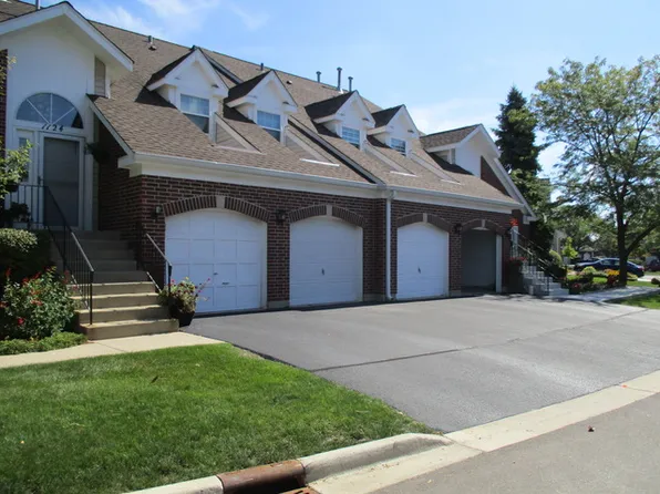 1122 Saint Andrews Ct #1122, Algonquin, IL 60102
