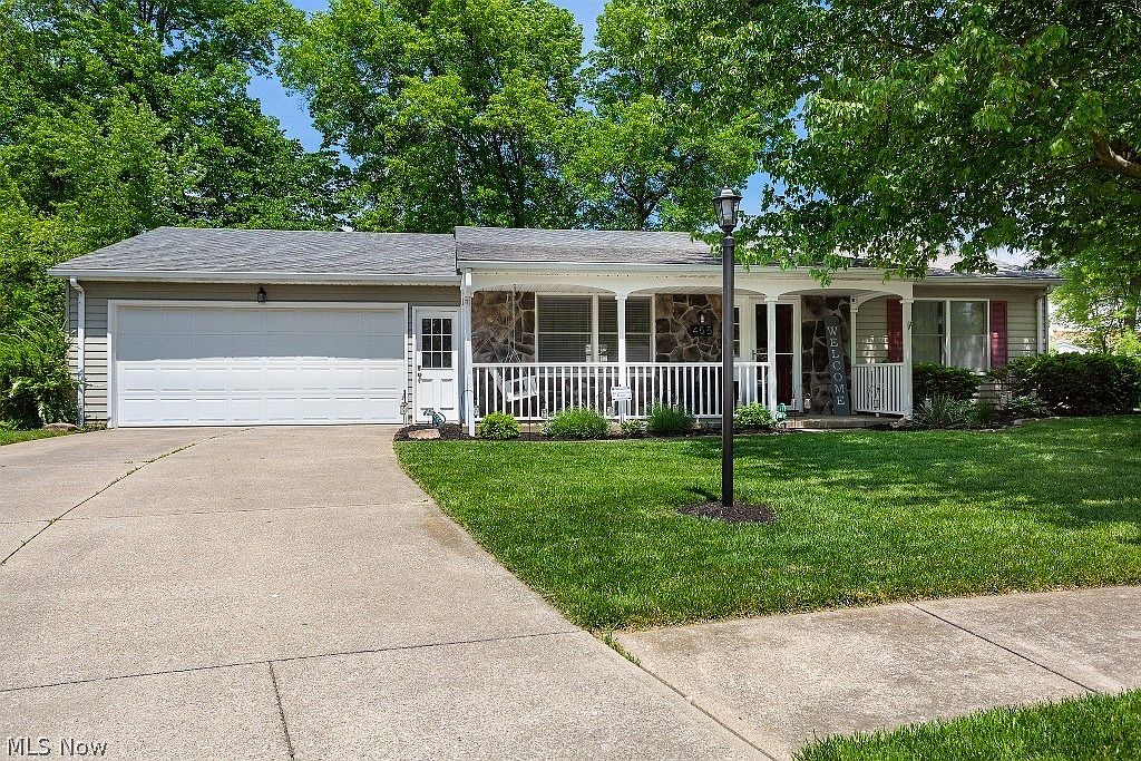 455 Greenwood Ct, Elyria, OH 44035 | Zillow