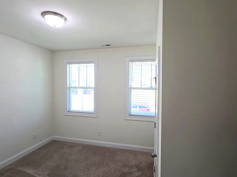 1521 Tinos Overlook Way — Photo 32