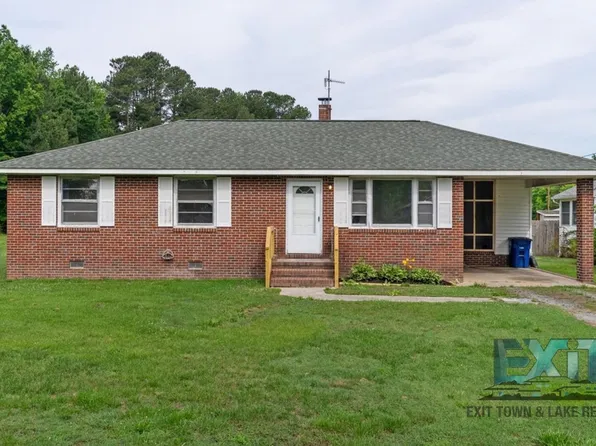 309 1st St, Jarratt, VA 23867