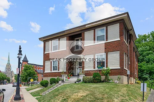 2610 Woodburn Ave #1 Photo 1