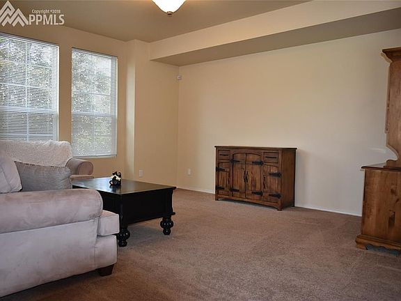 5th image of 7099 Silverwind Cir