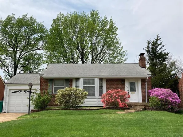 719 Colebrook Dr, Saint Louis, MO 63119