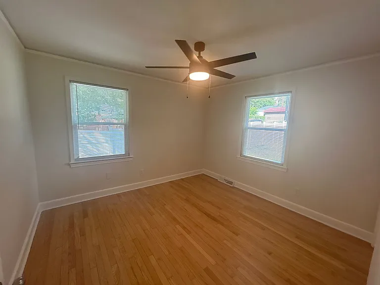 3711 Kaiser Ave — Photo 12