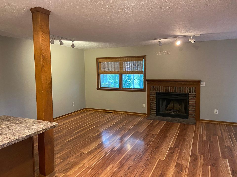 2nd image of 3820 Chili Ave