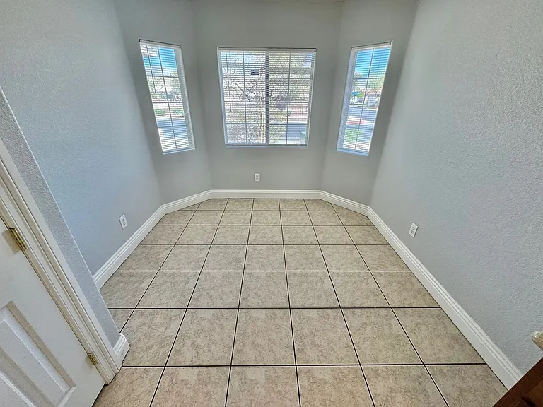 2767 Alderly Ridge Ave — Photo 4