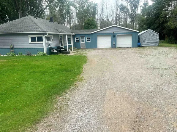 W5671 Evergreen Rd #3, Menominee, MI 49858