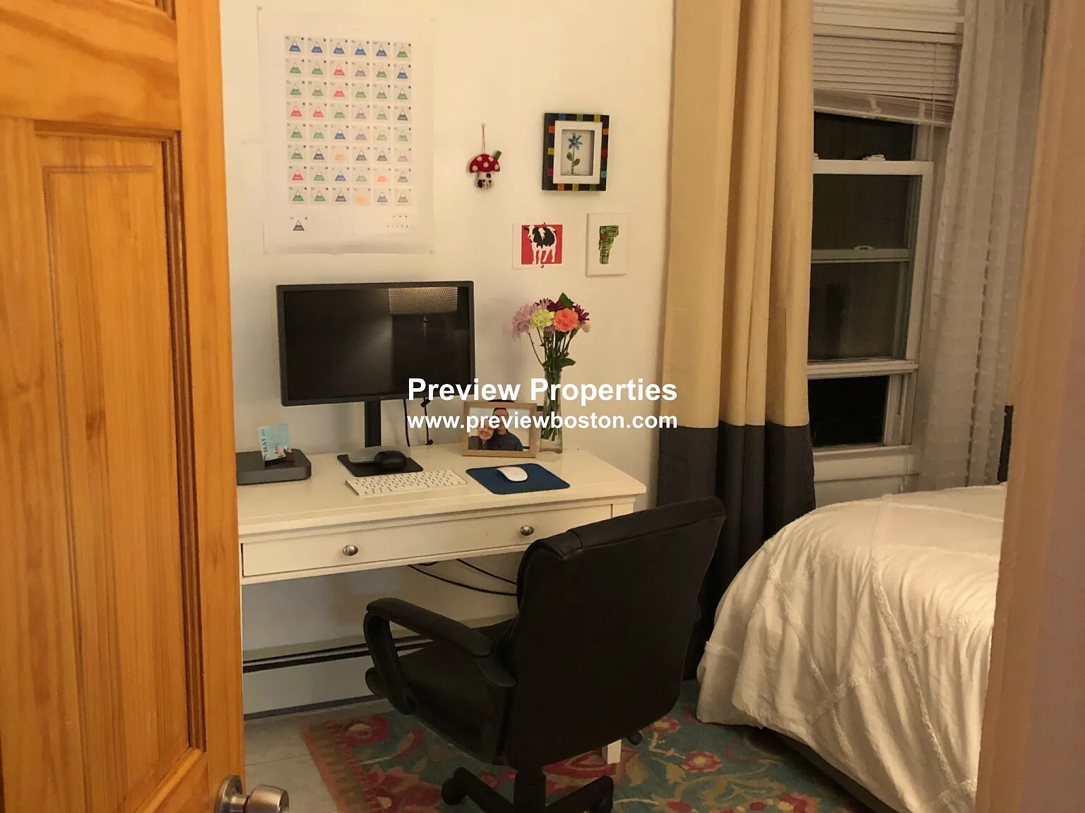 3 bed, 1.0 bath, 950 sqft, $3,300 — Photo 2