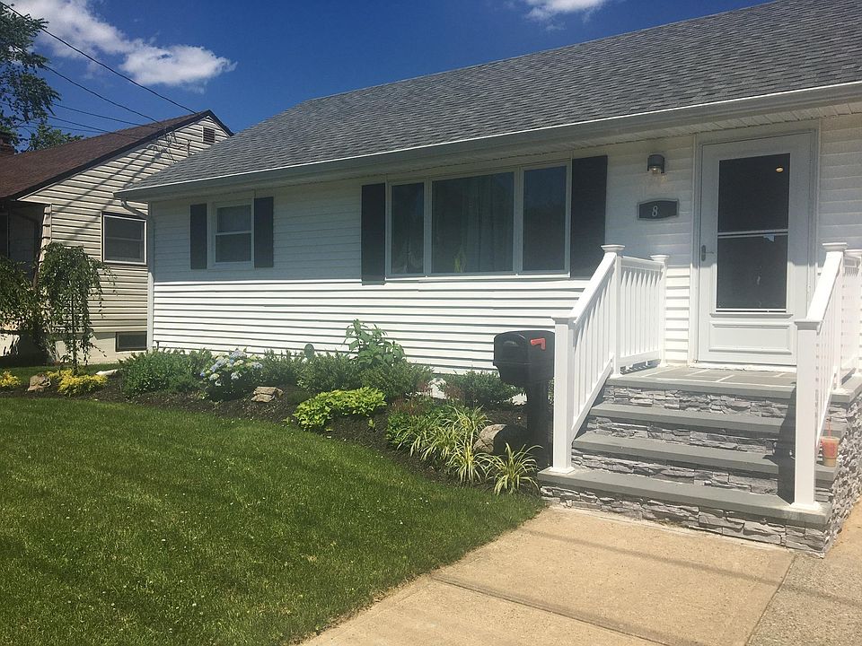 1st image of 82 Kuhl Ave