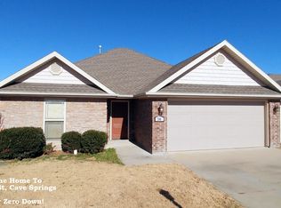 700 Sand St, Cave Springs, AR 72718