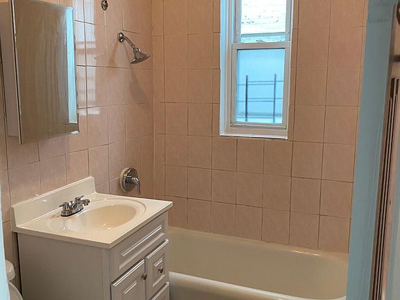 5th image of 2116 Virgil Pl #1