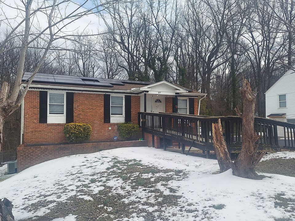 1st image of 822 Holt Ave #A2