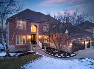 2307 Comstock Ln, Naperville, IL 60564
