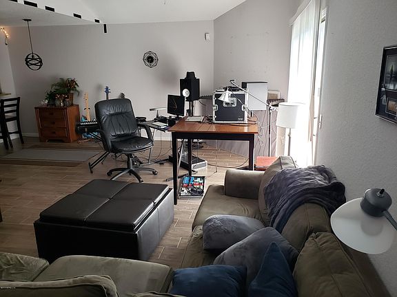 4th image of 8300 Plaza Gate Ln APT 1101