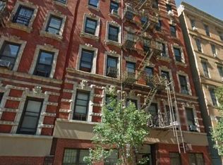 2 Columbus Cir FRNT 1, New York, NY 10019