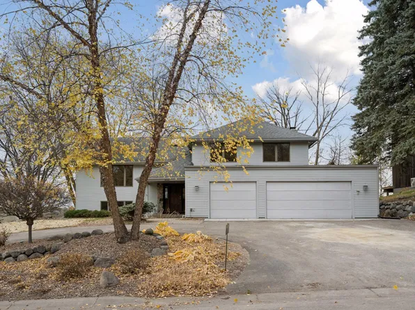 16955 Weaver Lake Dr N, Maple Grove, MN 55311