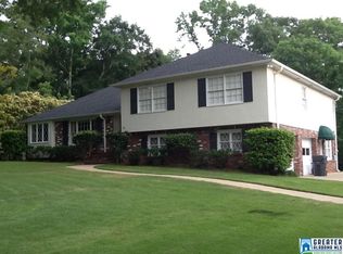 3414 Countrywood Ln, Vestavia, AL 35243