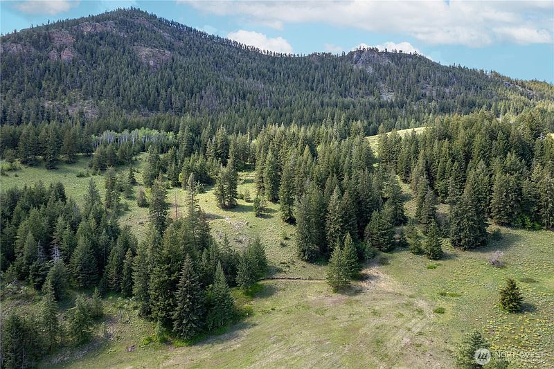 4th image of 102 Elbow Canyon Road