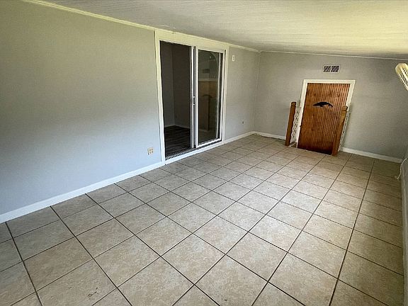 4th image of 88 Pickering Dr