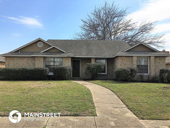 1st image of 8000 Cornell Dr