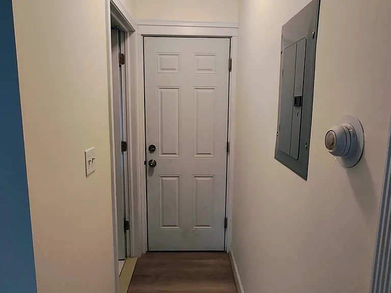 77 Clifford St #1 — Photo 13