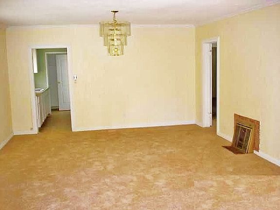 Front House Living room 