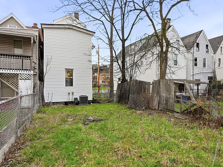 7040 Kedron St — Photo 26