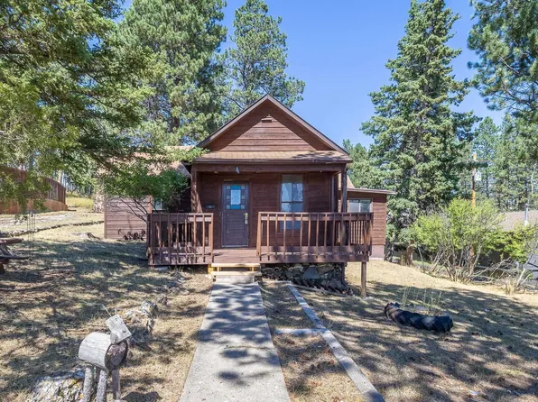 417 Montgomery St, Custer, SD 57730