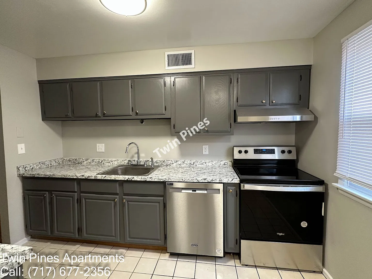 Twin Pines Apartments — Photo 2