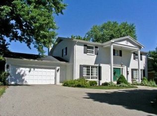 1240 Woodcliff Dr SE, East Grand Rapids, MI 49506