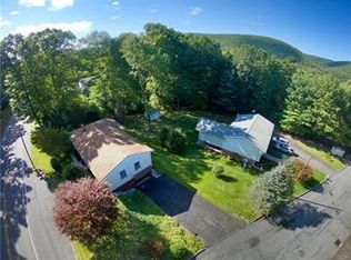 110 Stock St, Nesquehoning, PA 18240