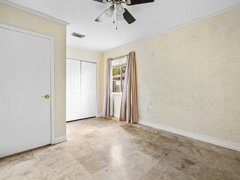 8411 Garden Gate Pl — Photo 10
