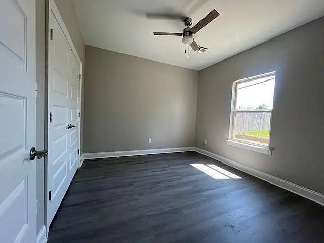 1112 Cambridge Dr #D — Photo 9