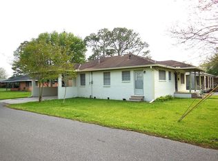 715 Avenue G, Port Allen, LA 70767
