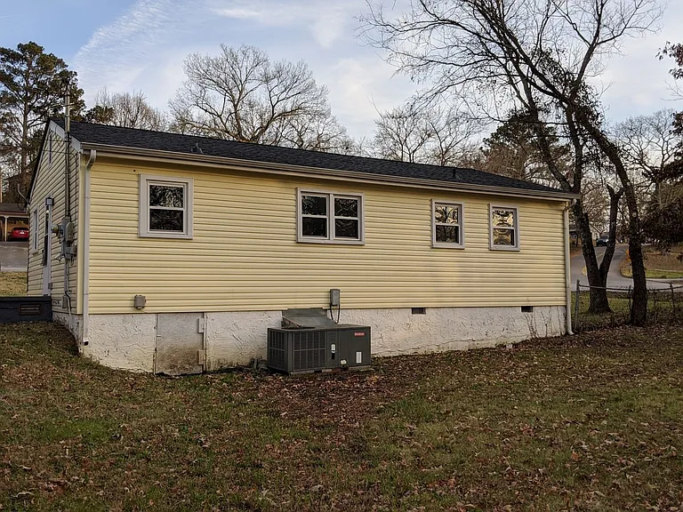 7725 Hansley Dr — Photo 11