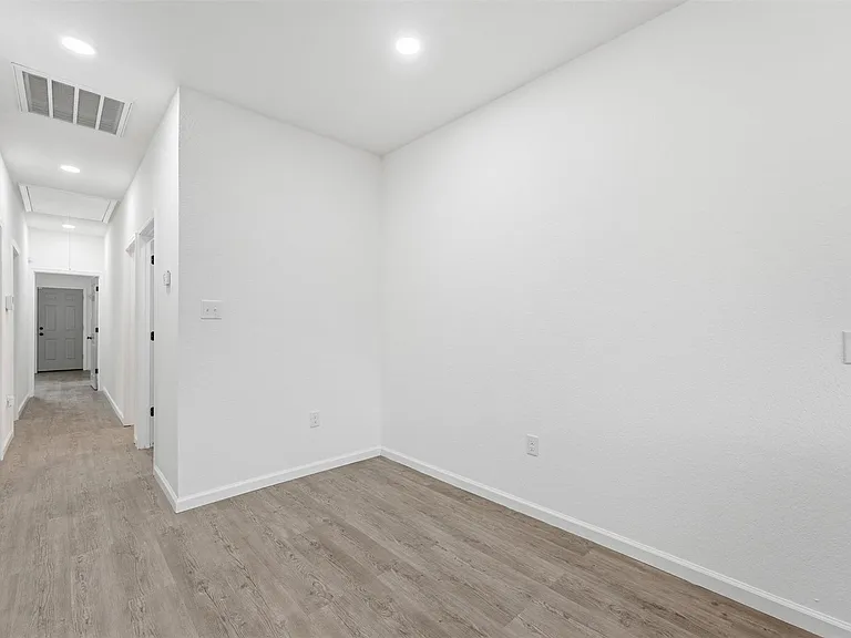 319 N Carolina St #A — Photo 7