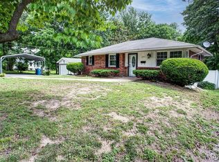 2255 Alby St, Alton, IL 62002