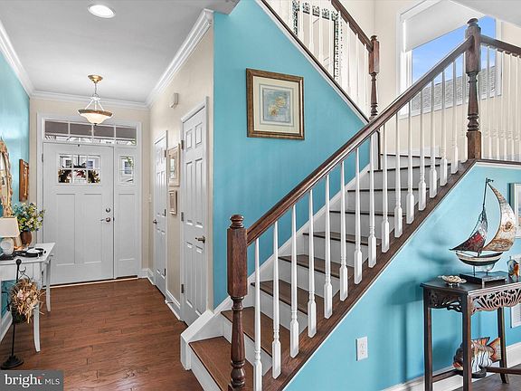 5th image of 28269 Saratoga Ln