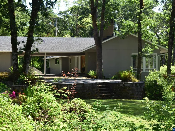 3530 NW Mariposa Dr, Albany, OR 97321