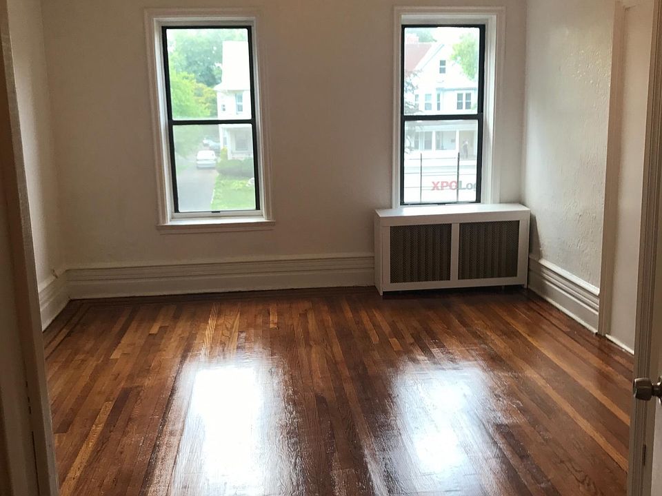 1st image of 214 Glenwood Ave APT 206