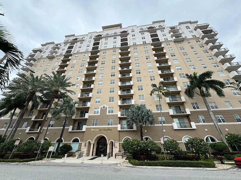 616 Clearwater Park Rd #1002 — Photo 2