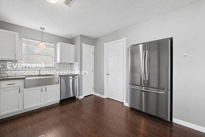 6326 Pompano St — Photo 5