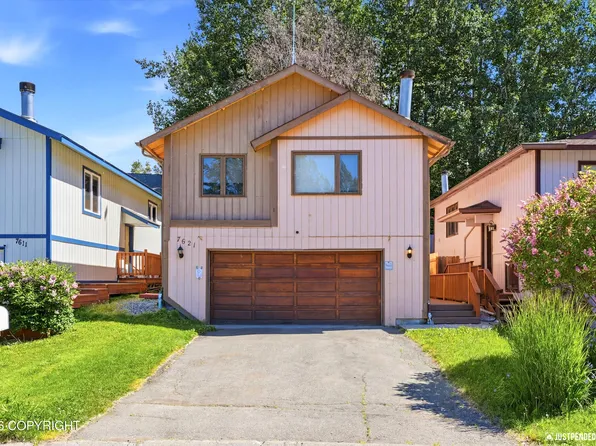 7621 Little Bend Cir, Anchorage, AK 99507