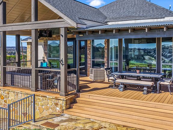 5th image of 30 Oyster Bay
