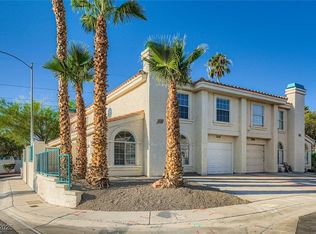 8005 Sandmark Dr, Las Vegas, NV 89145