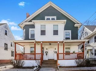 68 Whittier St, Springfield, MA 01108